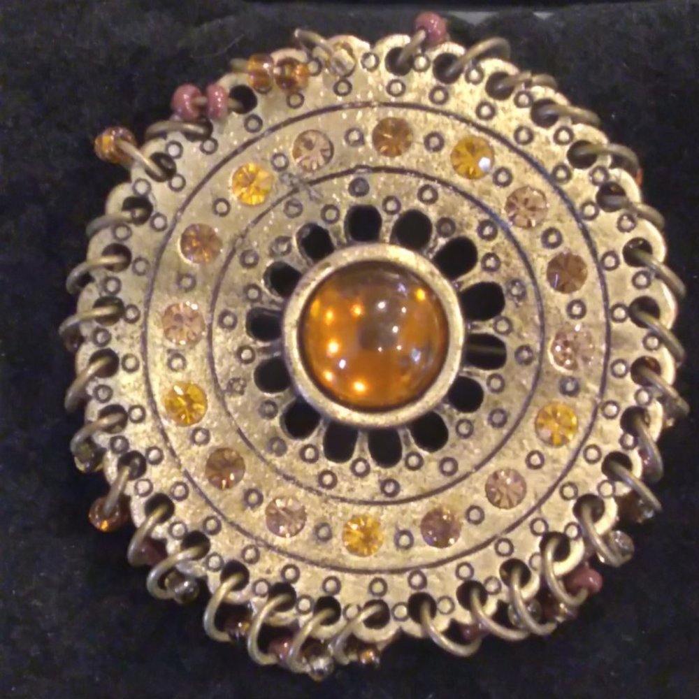 Vintage Unmarked Brooch Amber Colored Rhinestones Dangling Seed Beads